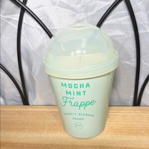 DW Home Mocha Mint Frappe Candle